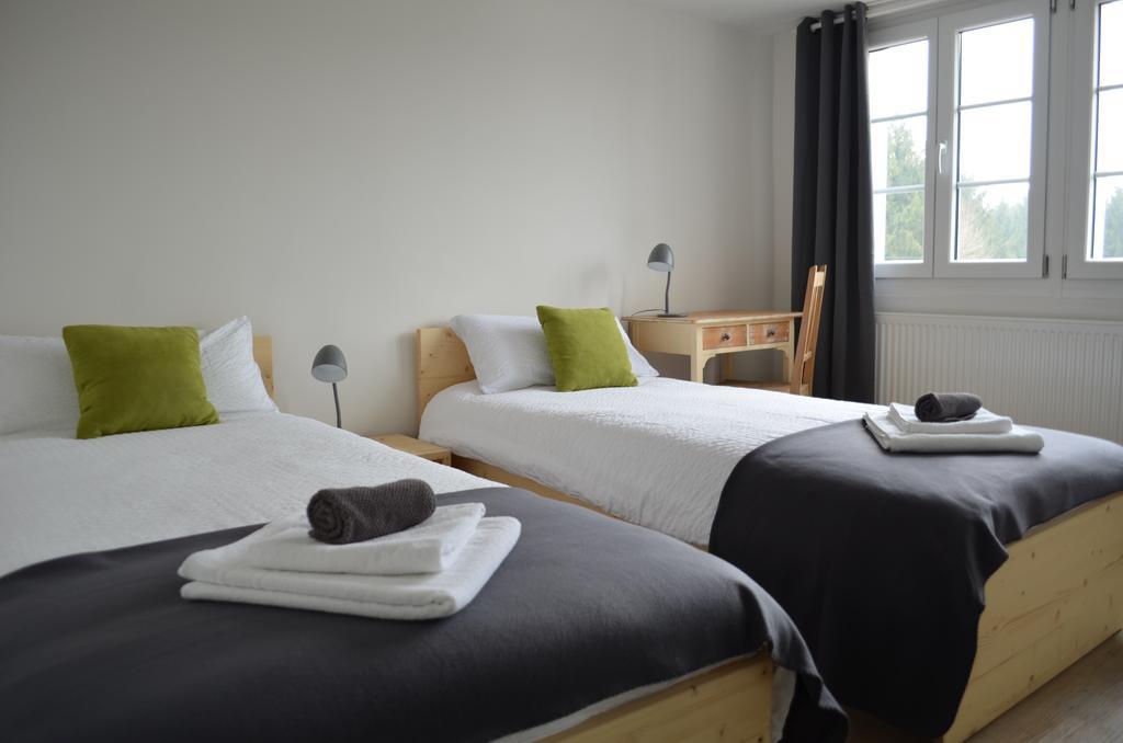 Hotel "Cafe Verkehrt" - Wellcome Motorbiker, Berufsleute Und Reisende Im Schwarzwald Oberhof  Room photo
